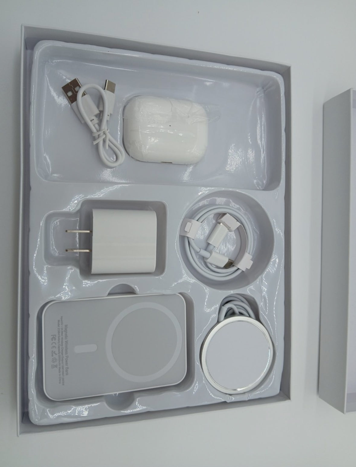 5-in-1 Cell Phone Accessories Gift Box