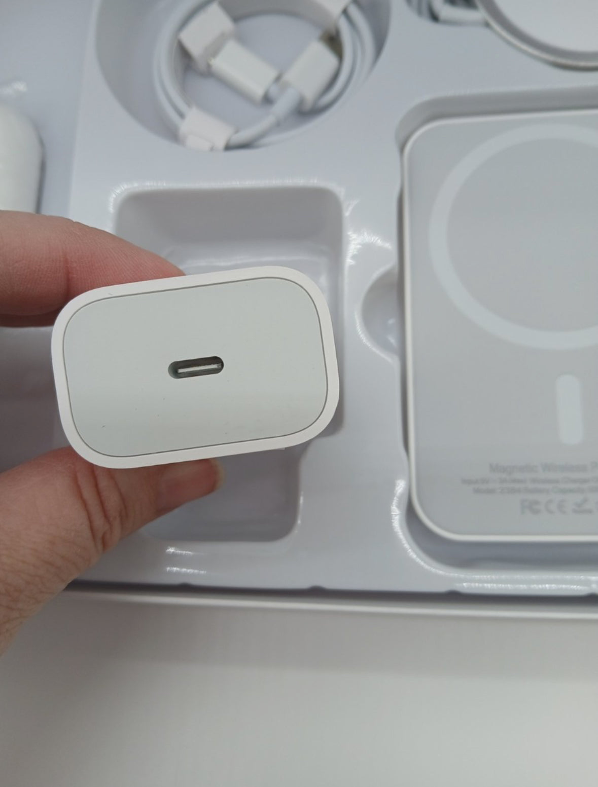 5-in-1 Cell Phone Accessories Gift Box