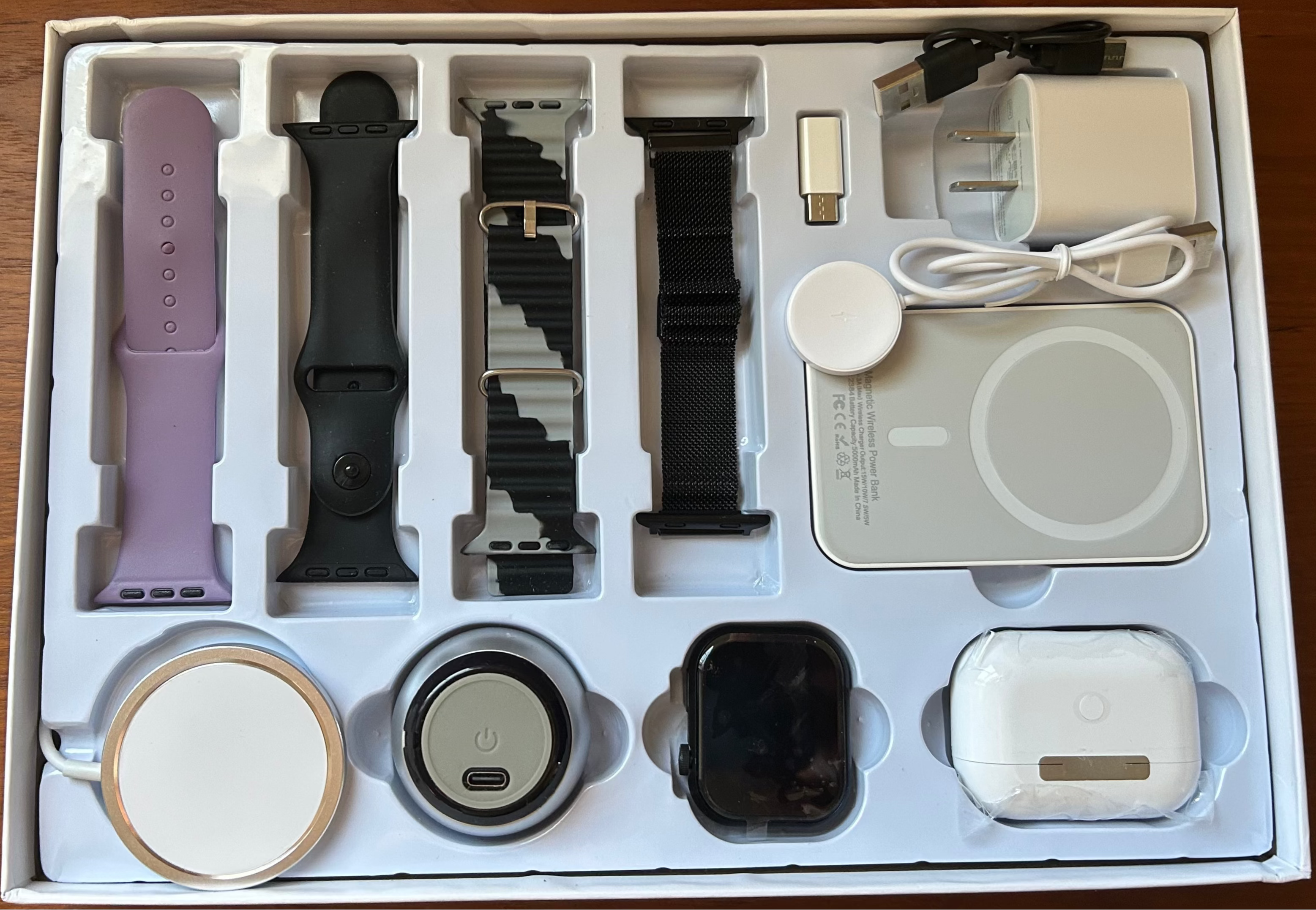 Smartwatch Earbuds Bundle Gift Box