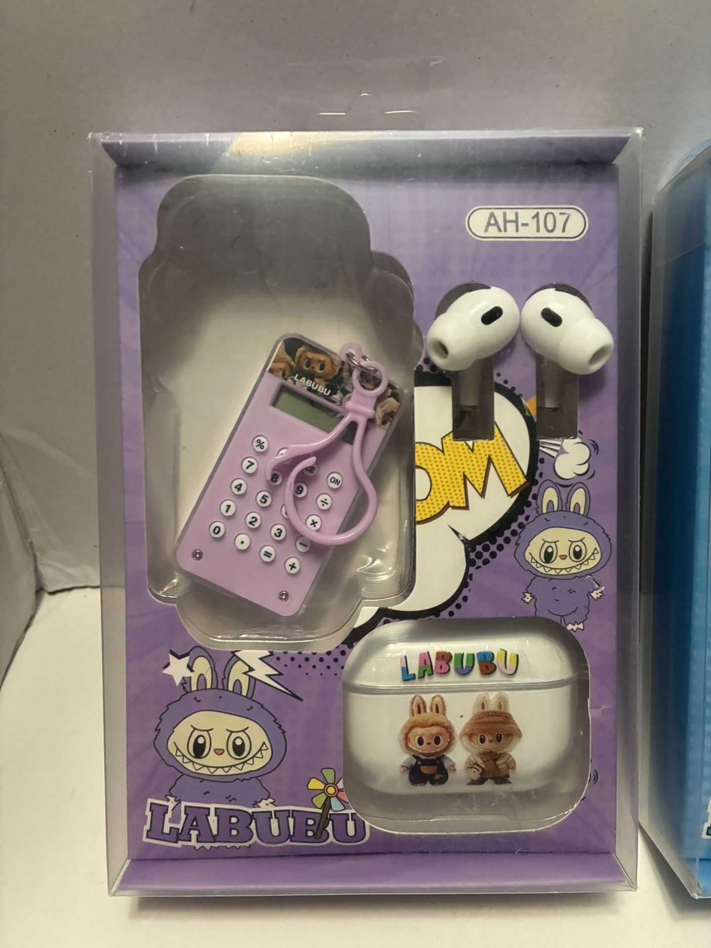 Themed Gen 2 Earbuds & Calculator